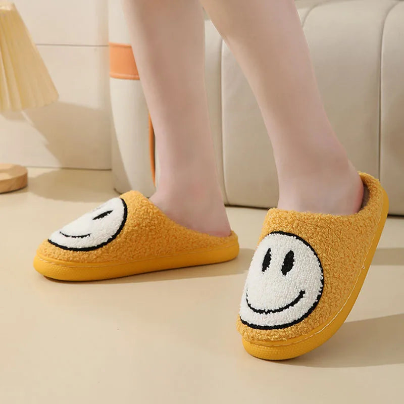 Cute Smiles Women'S Fluffy Slippers Winter Indoor Closed Toe Warm Couple Slippers Woman Non-Slip Flat Heel Fur Home Slides Shoes