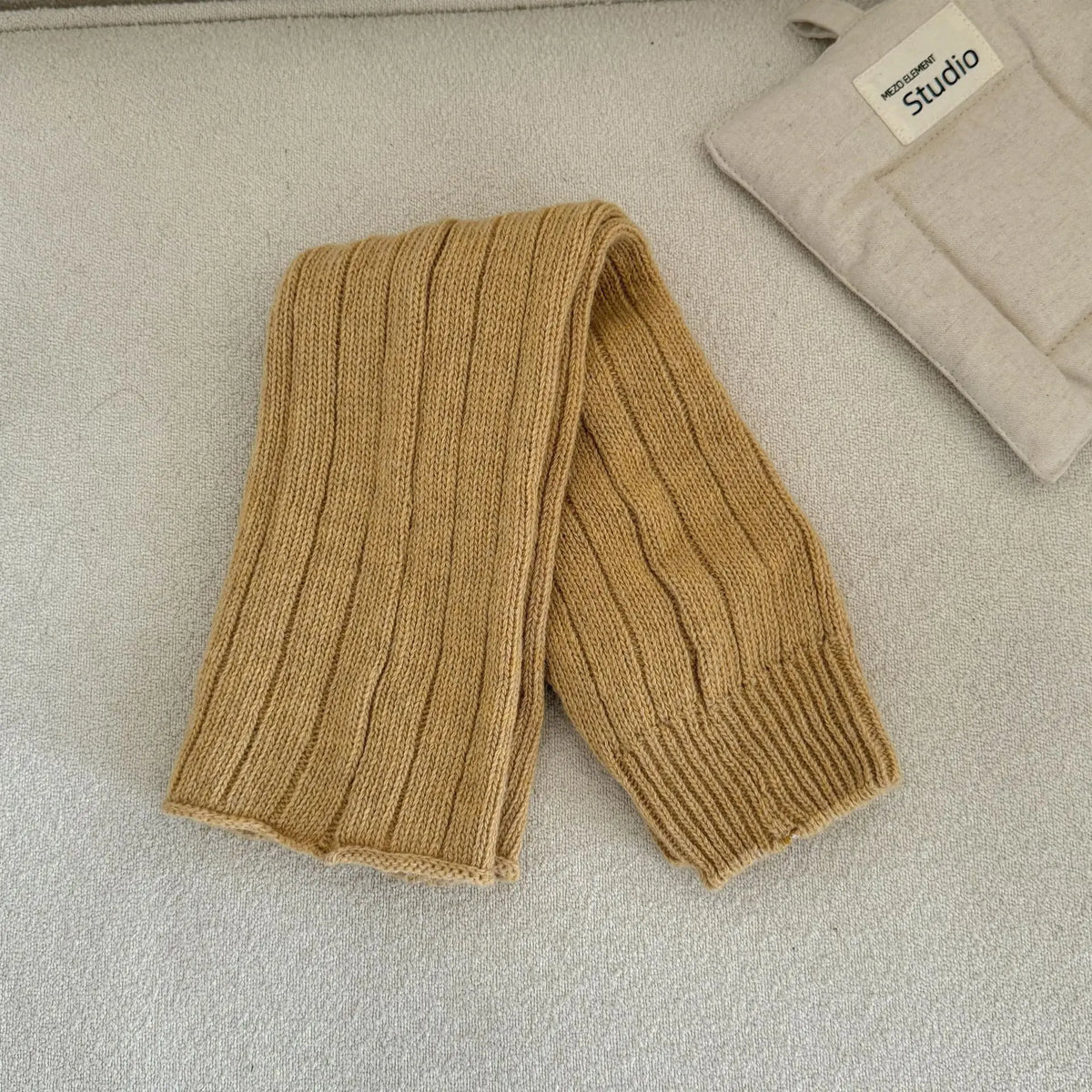 Stay Stylish and Warm with Our Cozy 30% Wool Leg Warmers for Women - Perfect for Autumn & Winter Fashion!