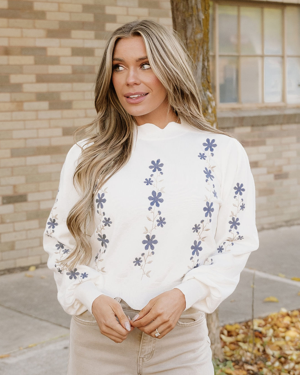 Polly Floral Embroidered Scallop Hem Cropped Sweater