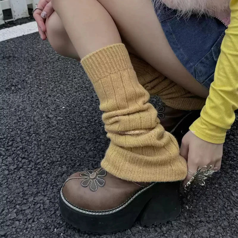 Stay Stylish and Warm with Our Cozy 30% Wool Leg Warmers for Women - Perfect for Autumn & Winter Fashion!