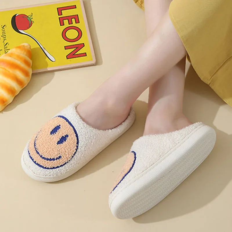 Cute Smiles Women'S Fluffy Slippers Winter Indoor Closed Toe Warm Couple Slippers Woman Non-Slip Flat Heel Fur Home Slides Shoes